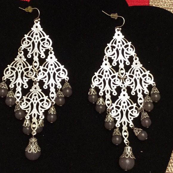 Silver Tone "Chandelier" Earring  with Gray Beads - Picture 1 of 3